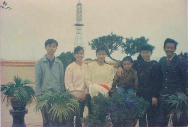 请输入图片描述